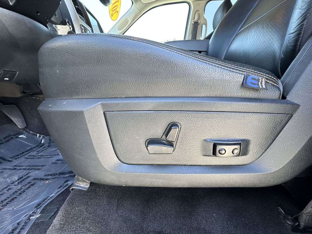 2016 Ram 1500 Big Horn photo 14