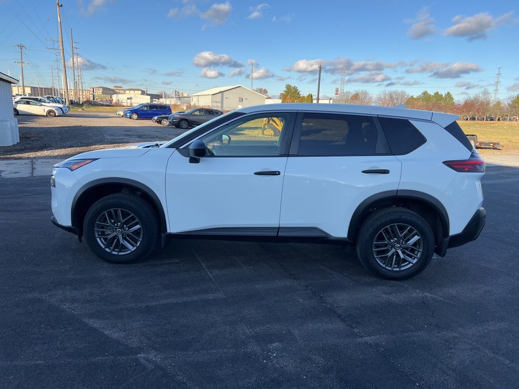 2021 Nissan Rogue S photo 4