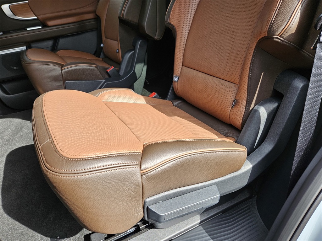 2025 Ford Expedition King Ranch photo 25