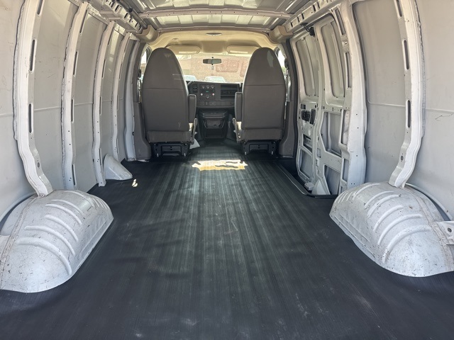 2014 Chevrolet Express 2500 Work Van photo 12