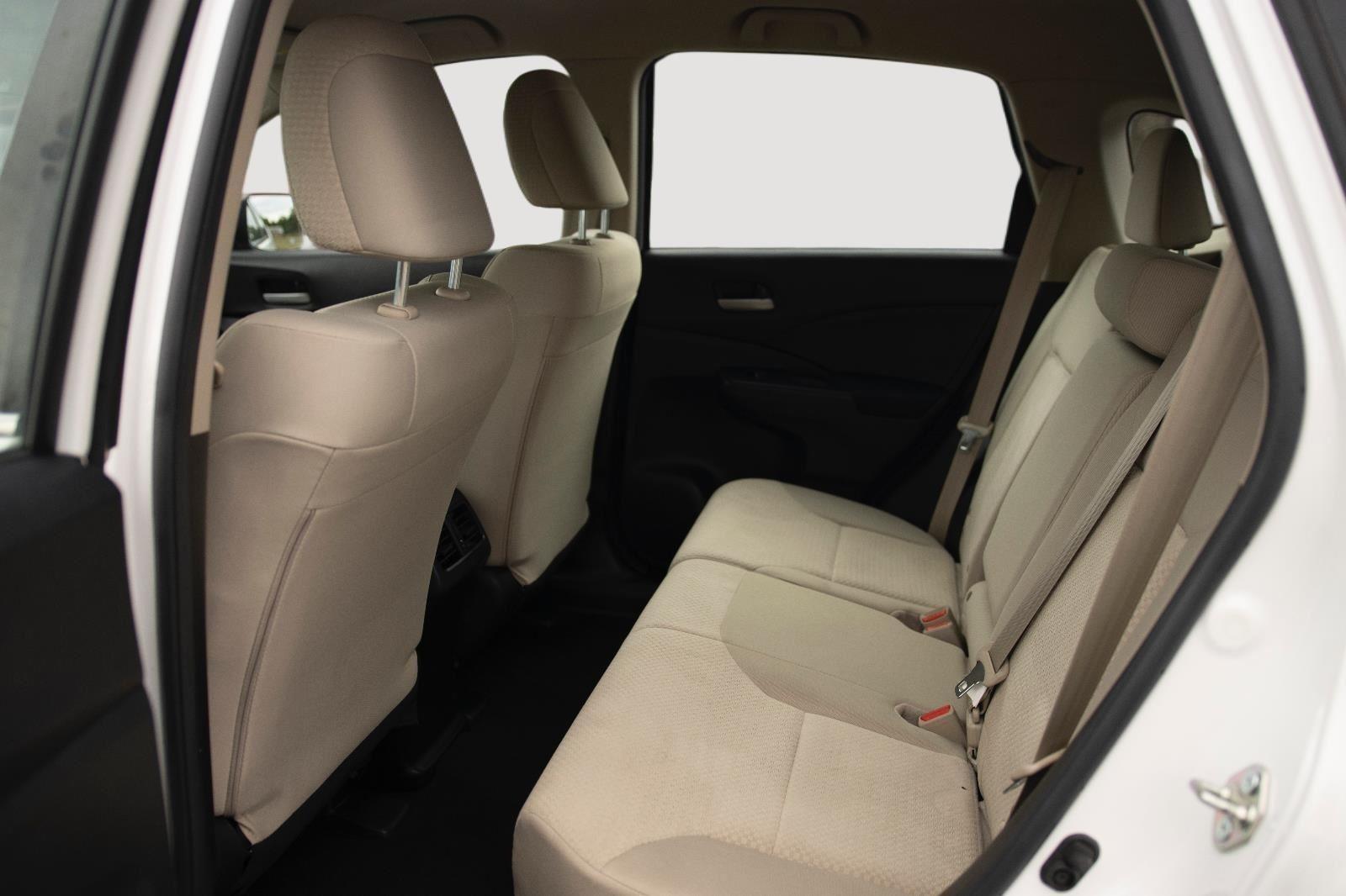 2016 Honda CR-V LX photo 13