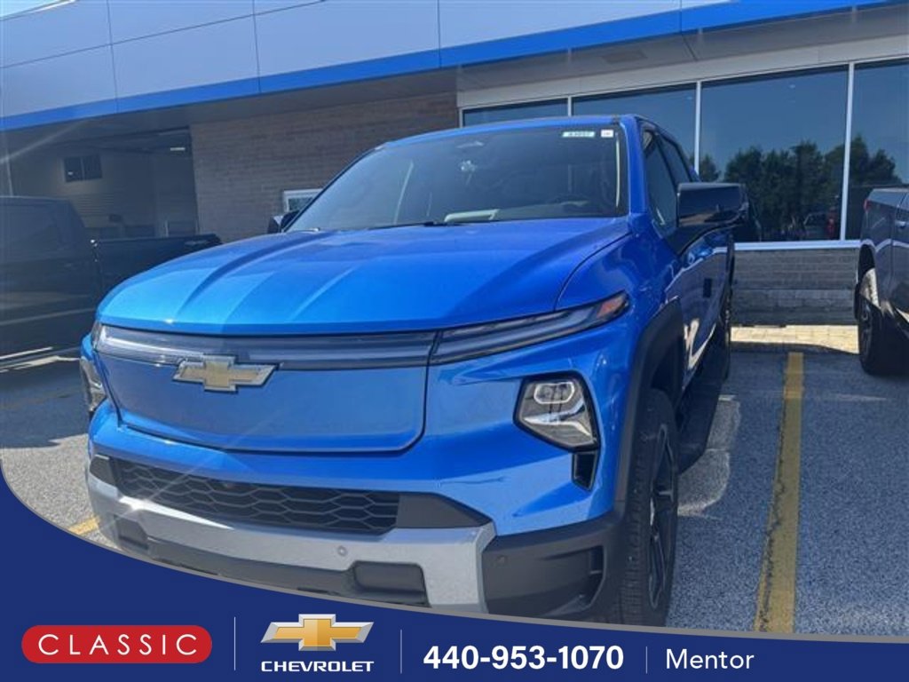 2026 Chevrolet Silverado EV LT's photo