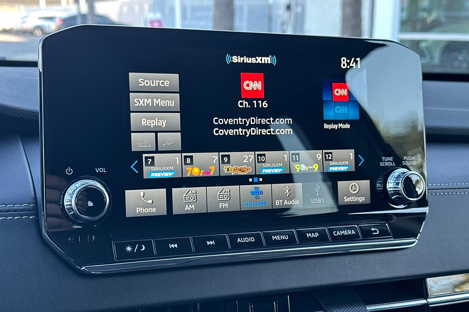 2025 Mitsubishi Outlander PHEV SE photo 16