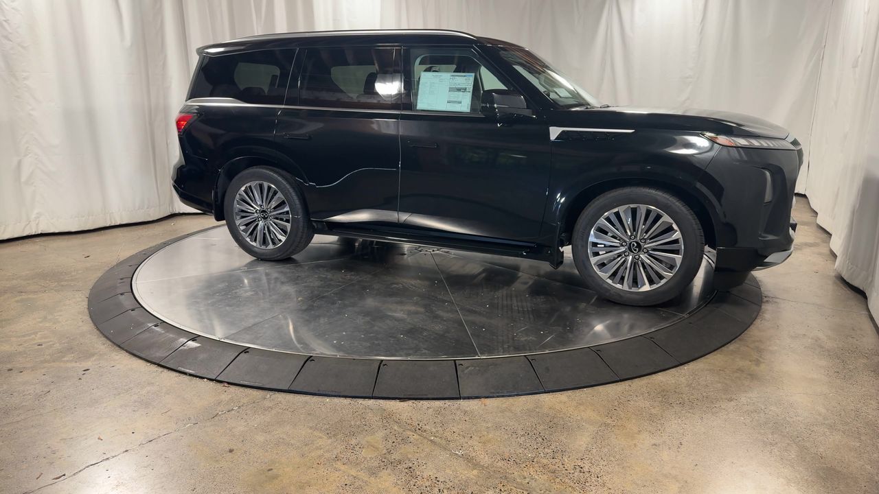 2025 Infiniti QX80 Sensory photo 3