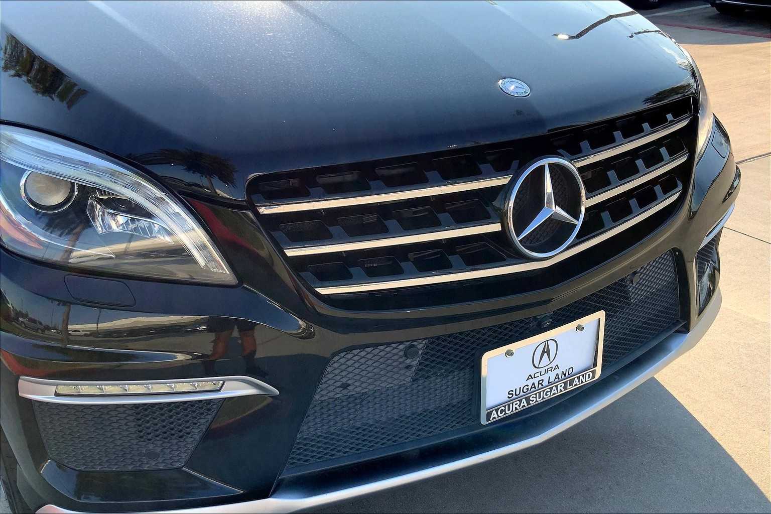 2015 Mercedes Benz ML 63 photo 24