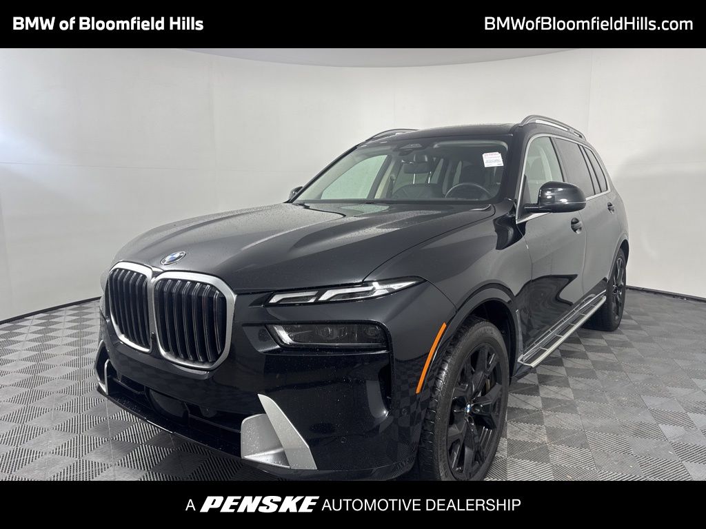 2023 BMW X7 40i's photo