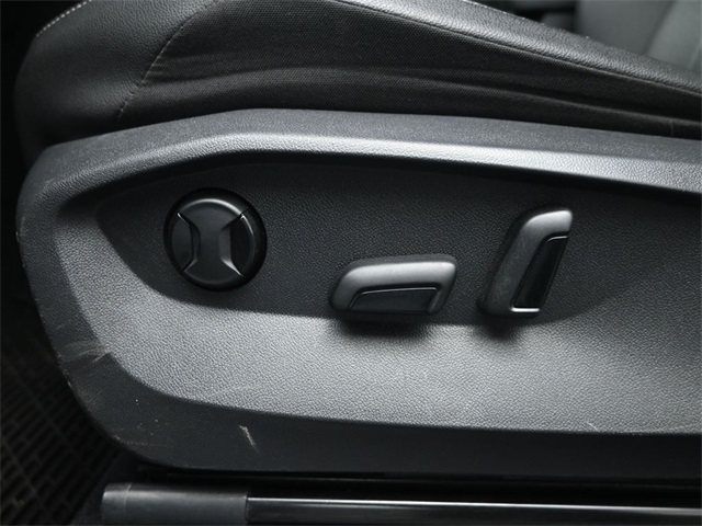 2022 Volkswagen Tiguan SE photo 6