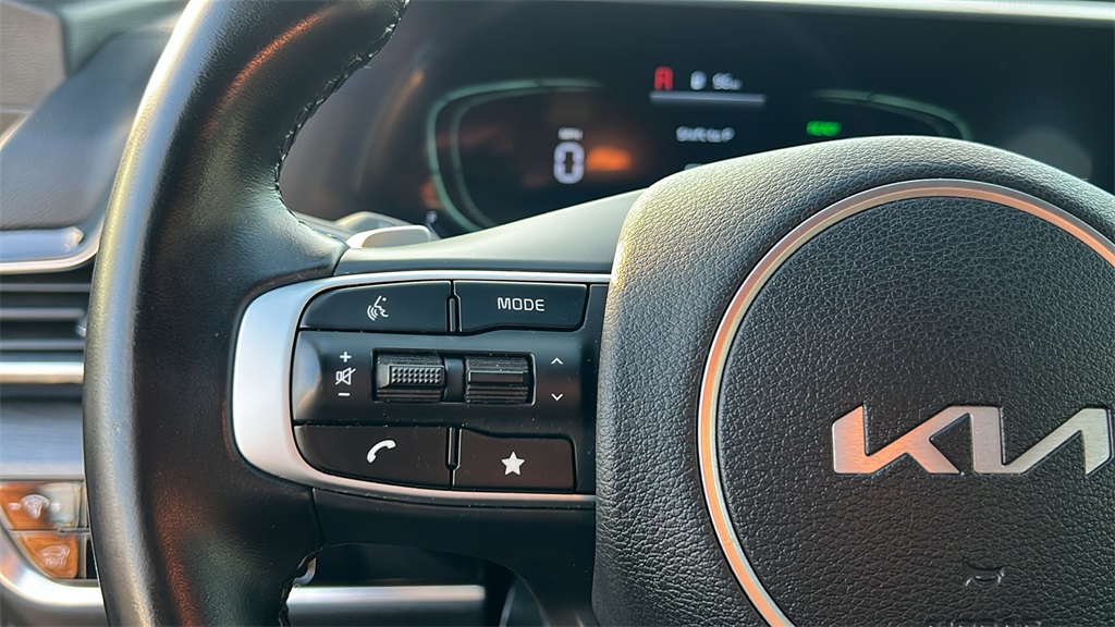 2023 Kia Sportage Plug-In Hybrid X-Line photo 17