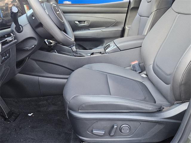 2026 Hyundai Santa Cruz SEL photo 4