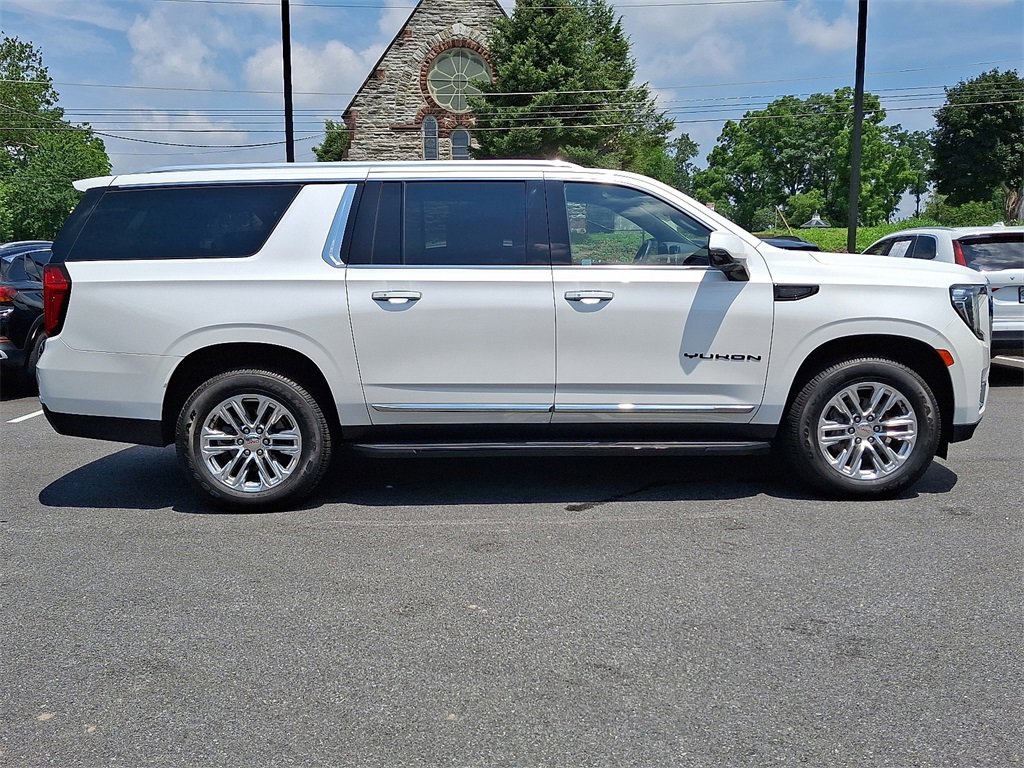 2023 Gmc Yukon XL SLT photo 5