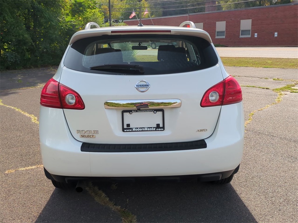 2014 Nissan Rogue Select S photo 5