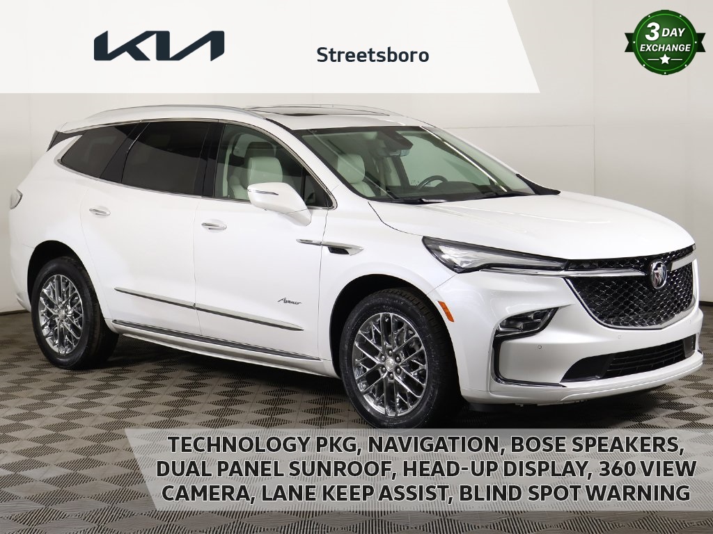 2023 Buick Enclave Avenir's photo