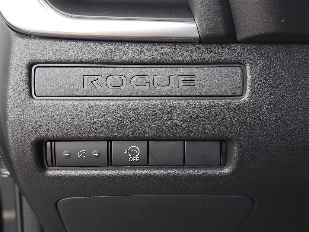 2025 Nissan Rogue S photo 23