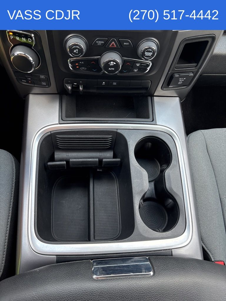 2023 Ram 1500 SLT photo 10