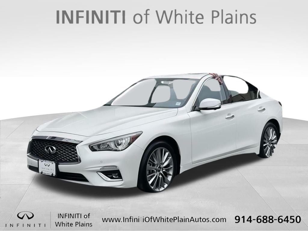 2024 INFINITI Q50 LUXE