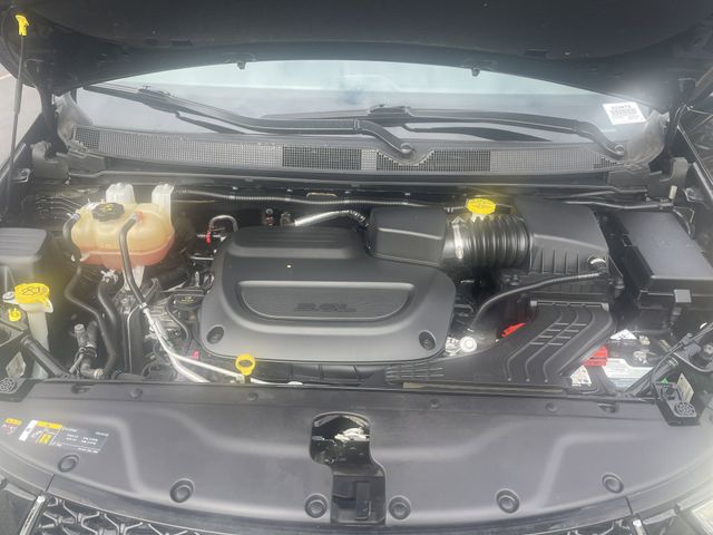 2022 Chrysler Pacifica Touring L photo 6