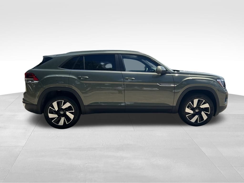 2026 Volkswagen Atlas Cross Sport SE Technology photo 3