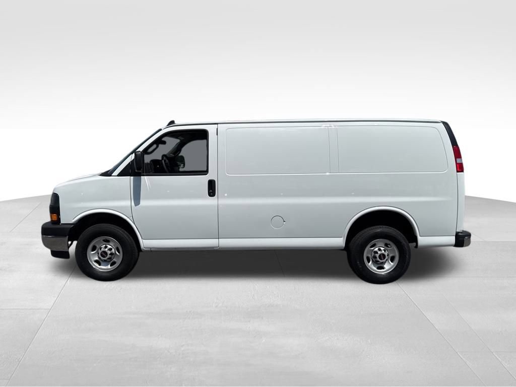 2023 Gmc Savana Cargo 2500 photo 2