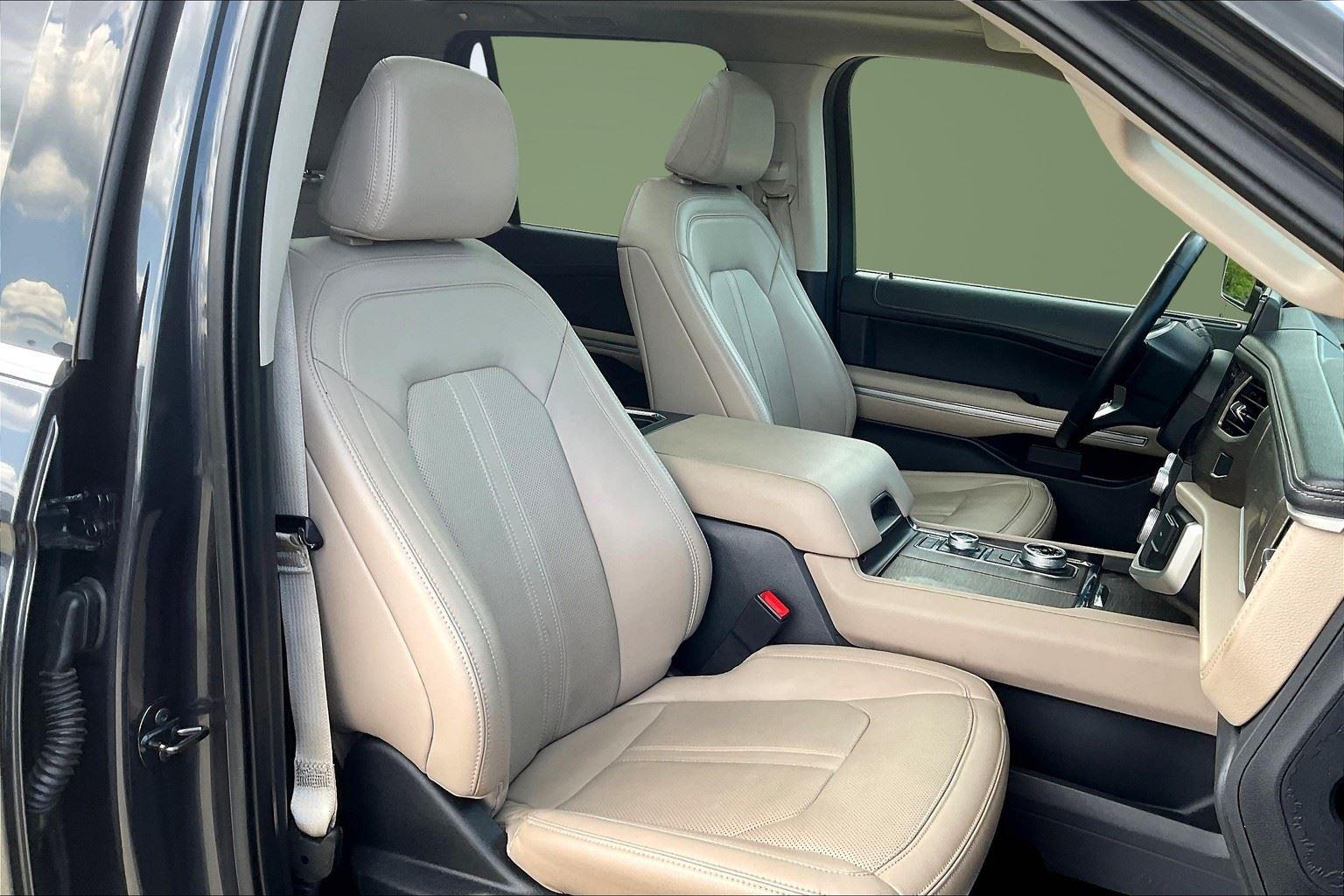 2023 Ford Expedition Limited photo 7