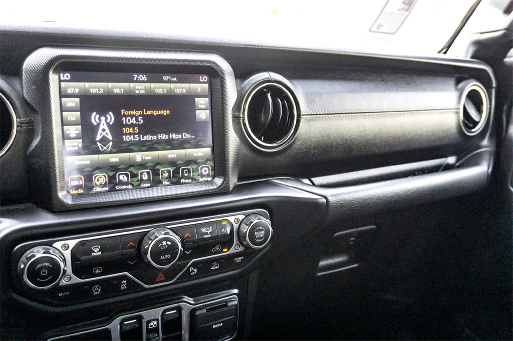 2021 Jeep Wrangler Unlimited Sahara High Altitude photo 21