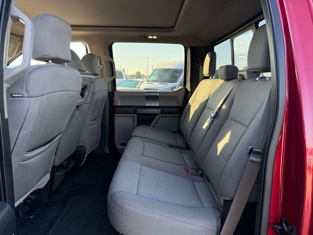 2016 Ford F-150 XLT photo 6