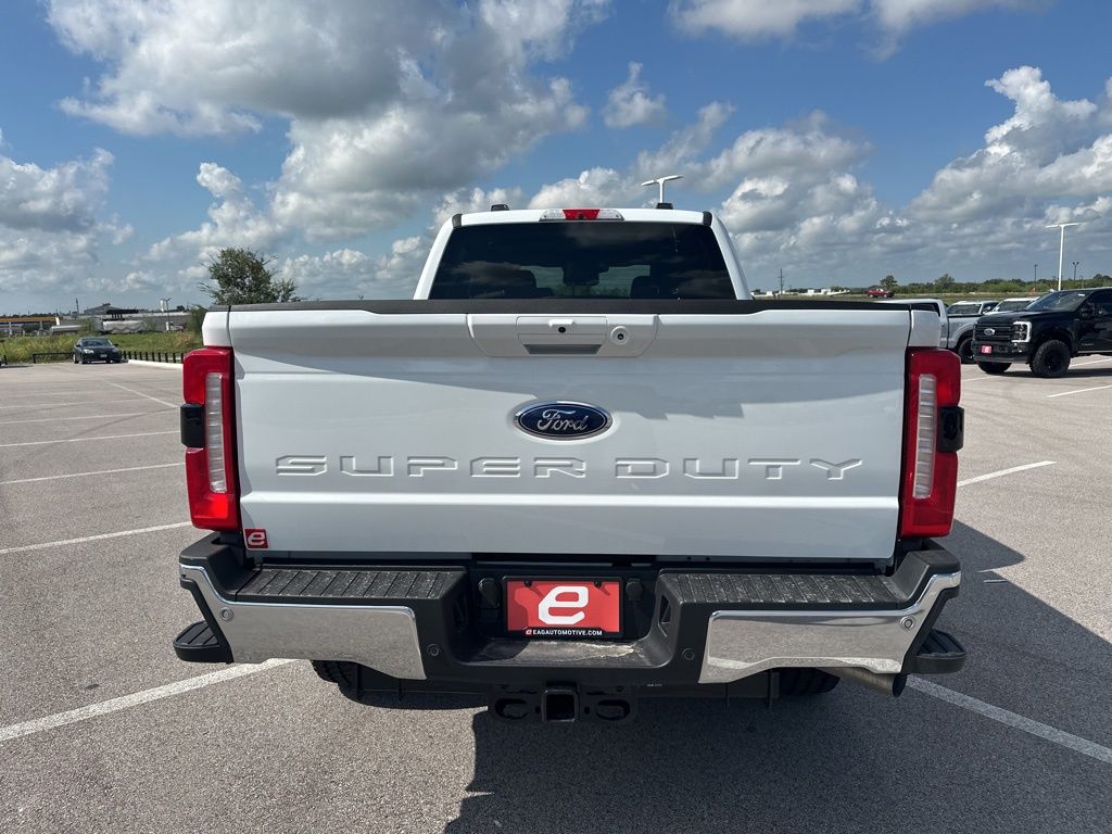 2026 Ford F-250 photo 7