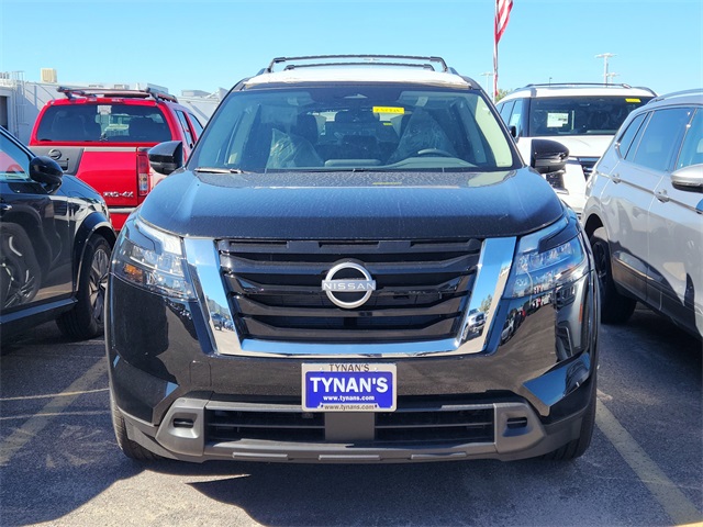 2025 Nissan Pathfinder SV photo 2