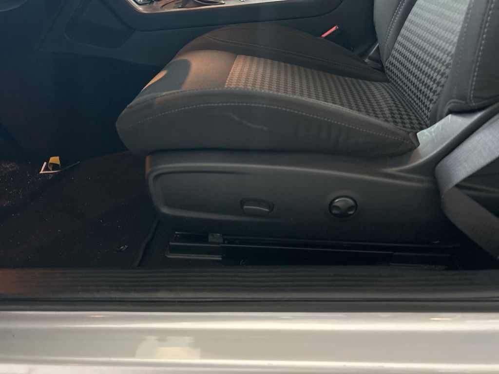 2023 Dodge Challenger SXT photo 34