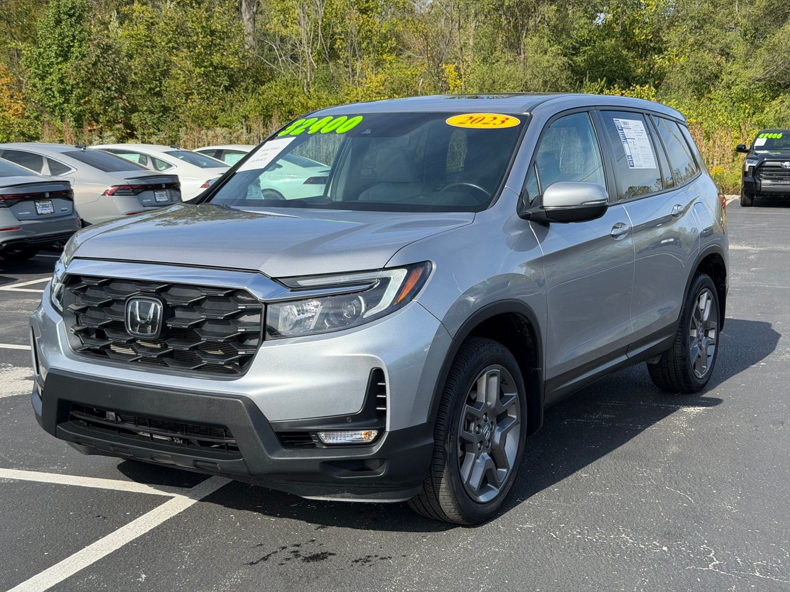 2023 Honda Passport EX-L photo 2