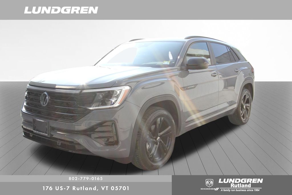 2025 Volkswagen Atlas Cross Sport SEL R-Line photo 29