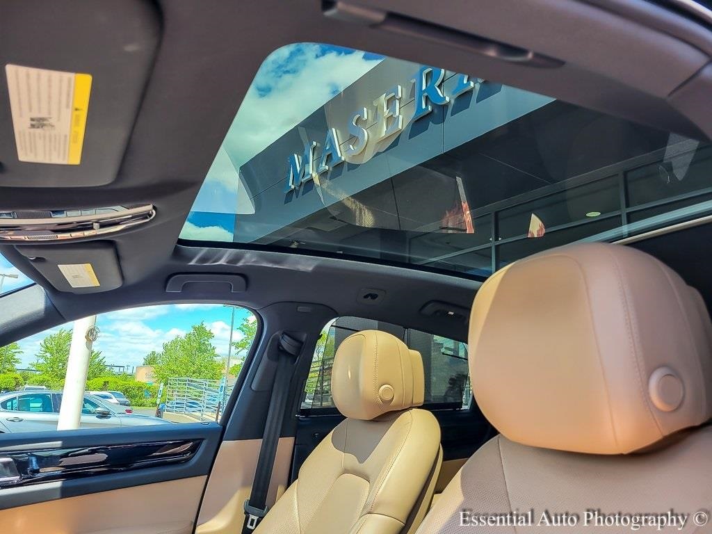 2021 Porsche Cayenne Coupe Base photo 9