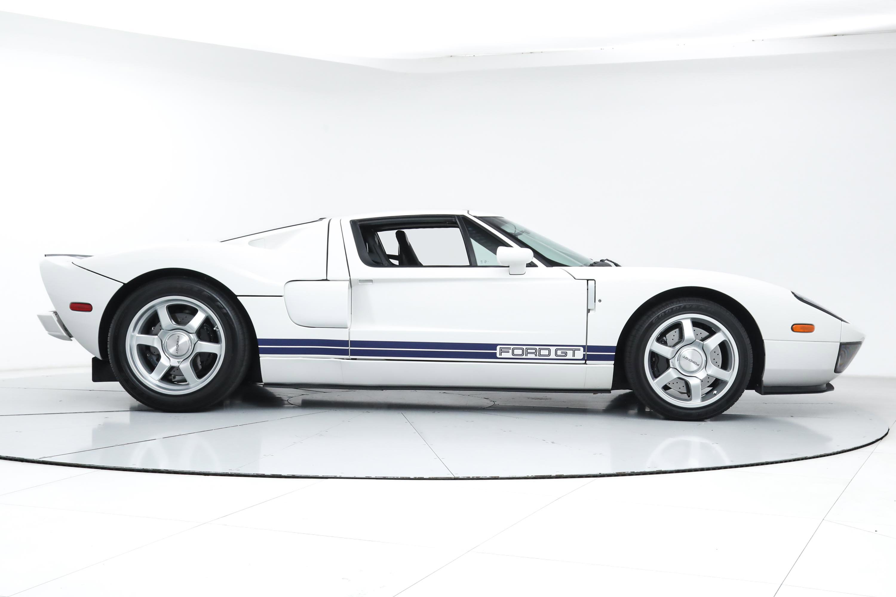2006 Ford GT photo 4