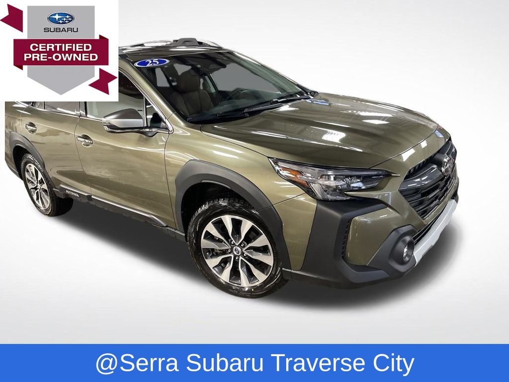 2025 Subaru Outback Touring's photo