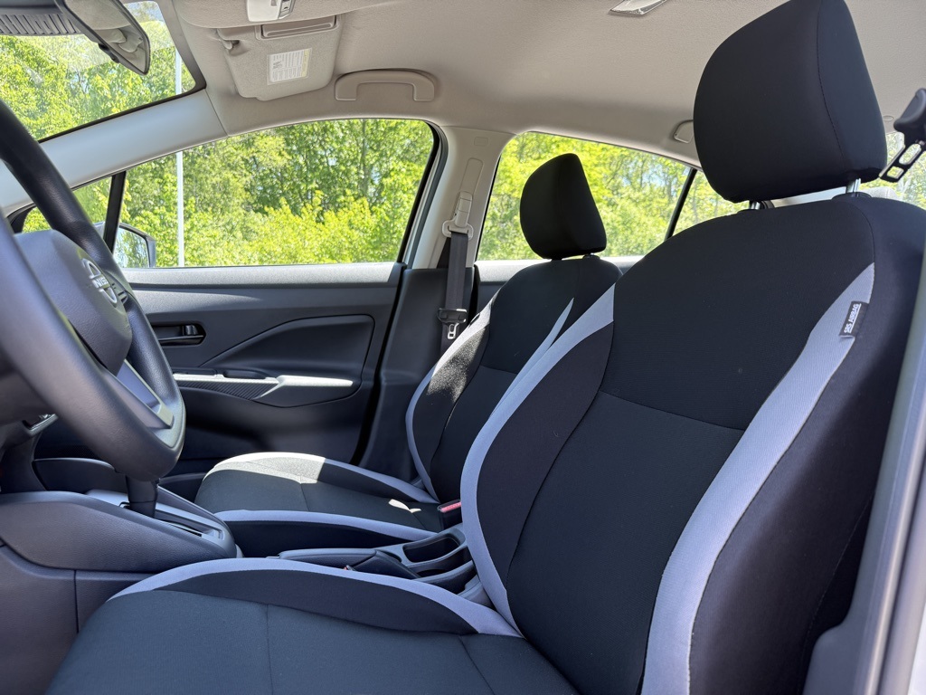 2025 Nissan Versa S photo 22