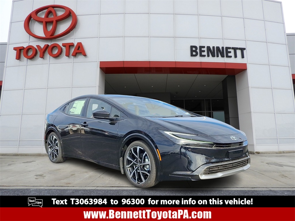 2026 Toyota Prius XSE Premium's photo