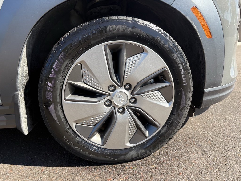 2019 Hyundai Kona Electric Ultimate photo 2