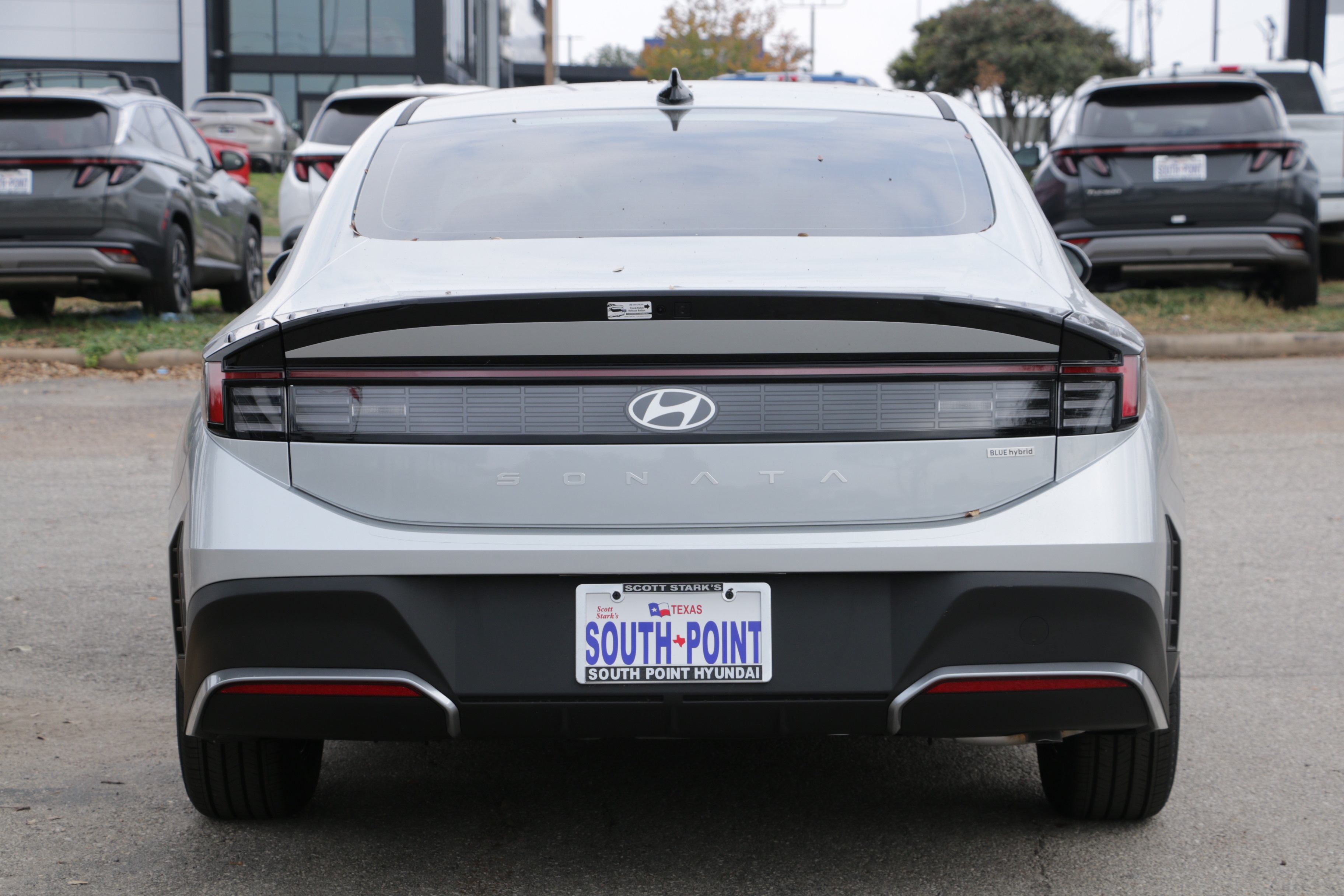 2026 Hyundai Sonata Hybrid Blue photo 3