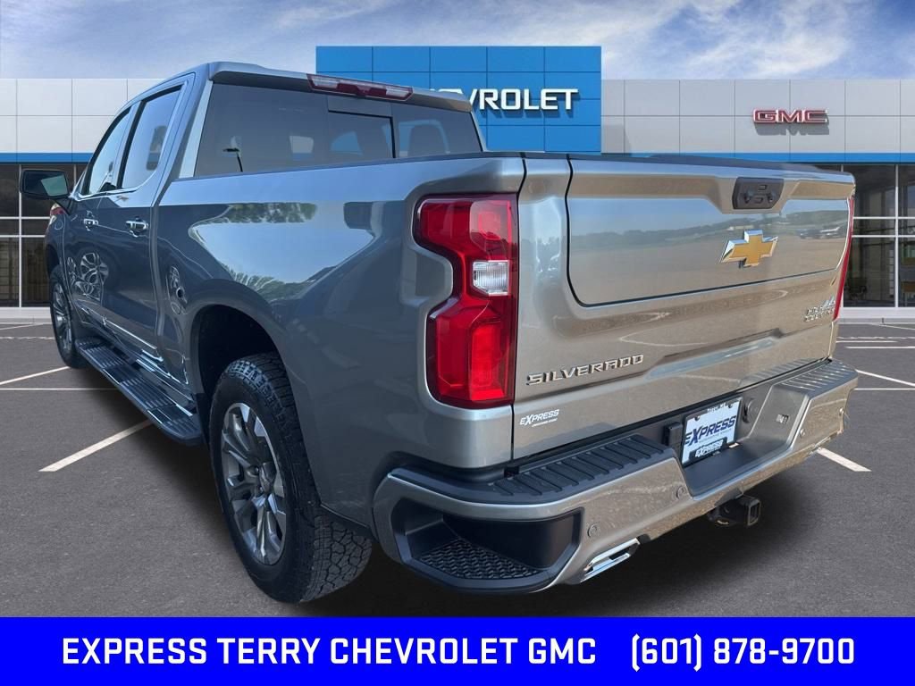 2024 Chevrolet Silverado 1500 High Country photo 7
