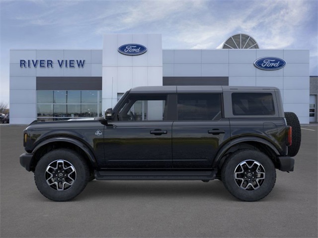 2025 Ford Bronco Outer Banks photo 3