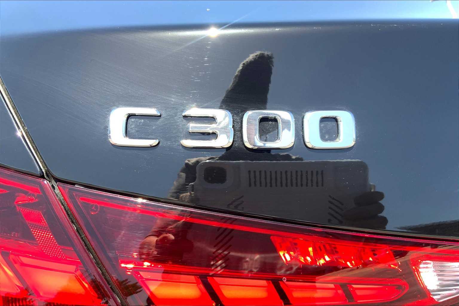 2025 Mercedes Benz C 300 4MATIC photo 7