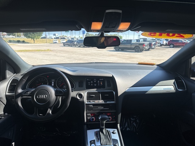 2015 Audi Q7 3.0T S line Prestige photo 9