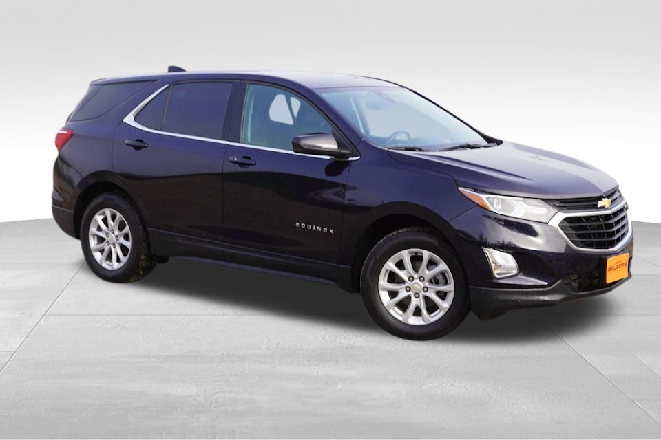 2020 Chevrolet Equinox LT photo 2