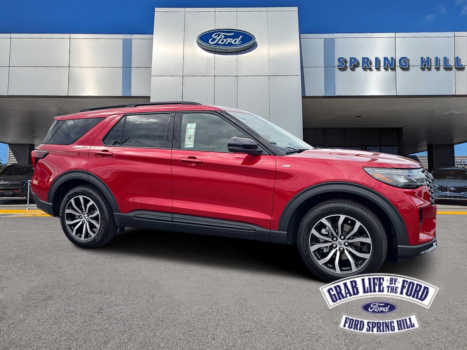2026 Ford Explorer ST-LINE's photo