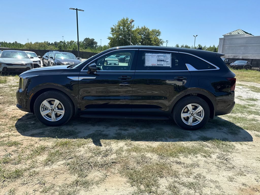 2026 Kia Sorento S photo 4