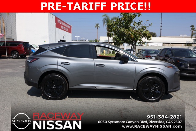 2025 Nissan Murano SV photo 2