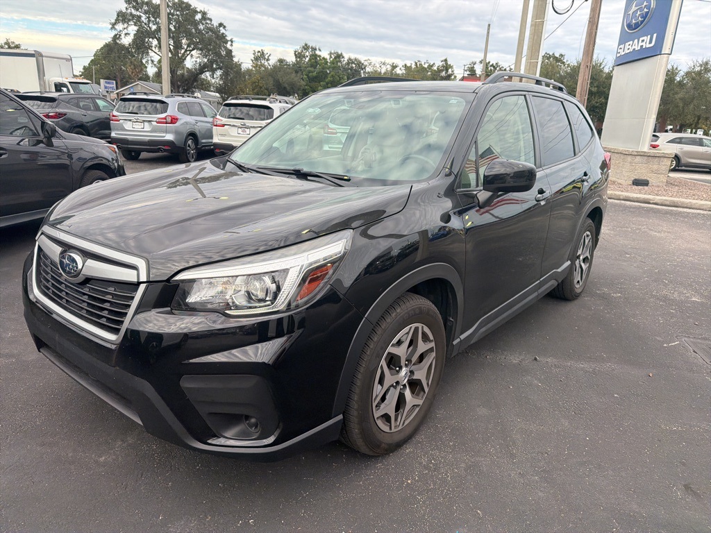 2019 Subaru Forester Premium's photo