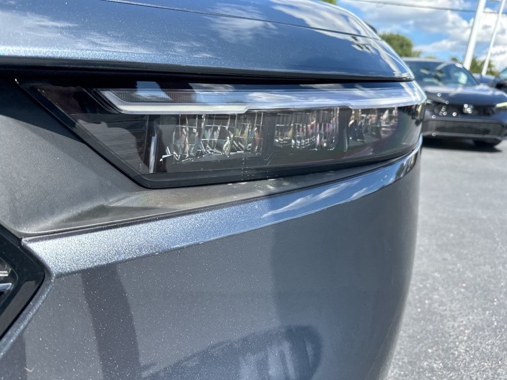 2025 Honda Accord LX photo 9