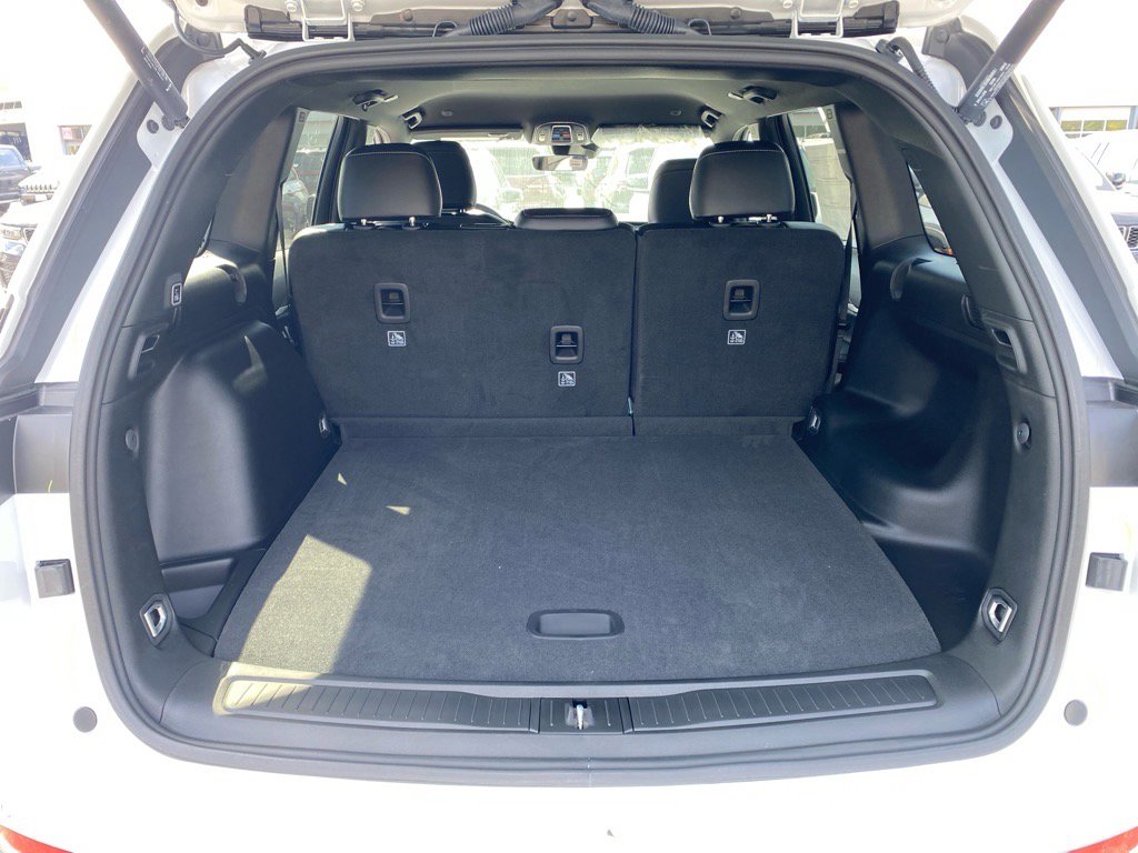 2025 Jeep Grand Cherokee Limited photo 14