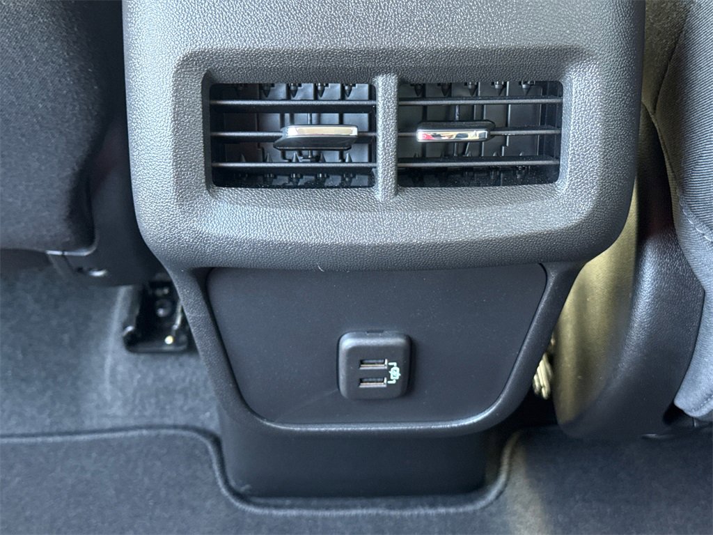 2023 Gmc Terrain SLE photo 27