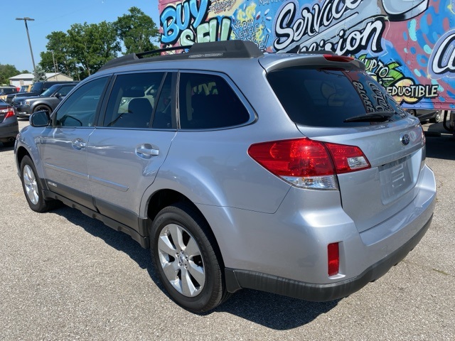 2012 Subaru Outback 2.5i photo 3